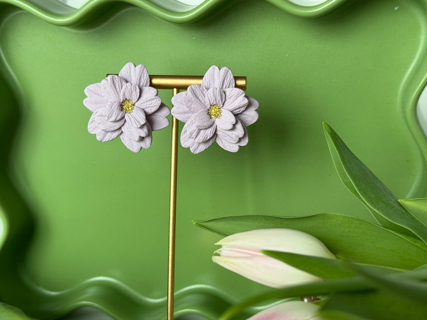 Big Flower Stud
